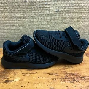 Nike Toddler Boy Size 7C Md Runner 2 Sneakers